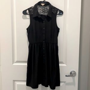 Short Sleeve Button-Up Collared Dress